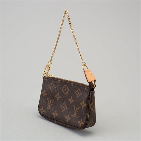 tiny louis vuitton purse|louis vuitton small purse price.